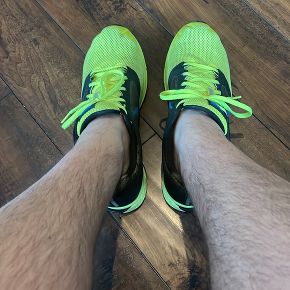 Nike Zoom Fly shoes - Picture 2 of 7